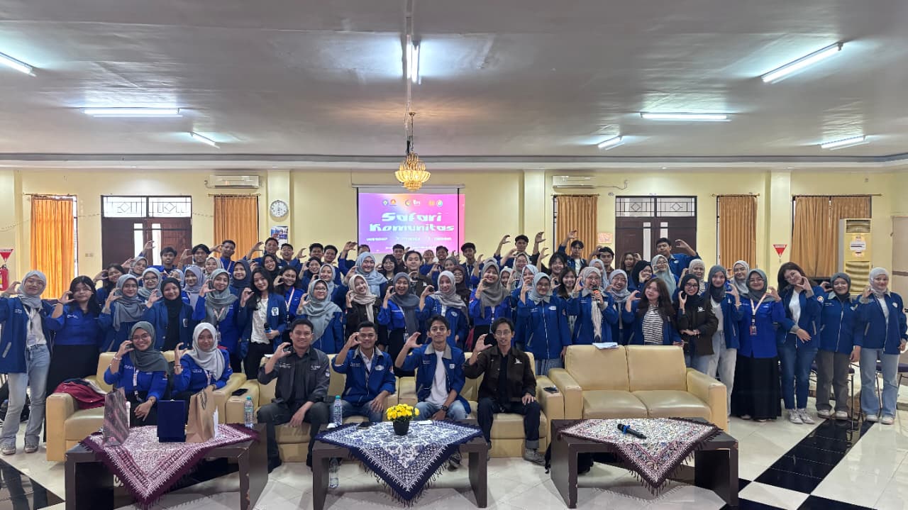 Safari Komunitas Sinergi Unesa X ITS Mengajar X UKM Gemapedia Universitas Negeri Malang